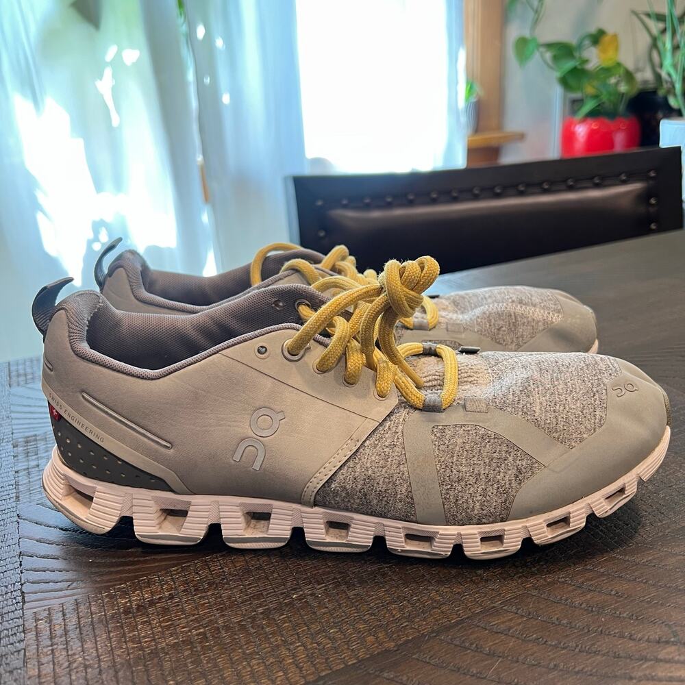 gray On Cloud 5 Terry sneakers 9.5 women